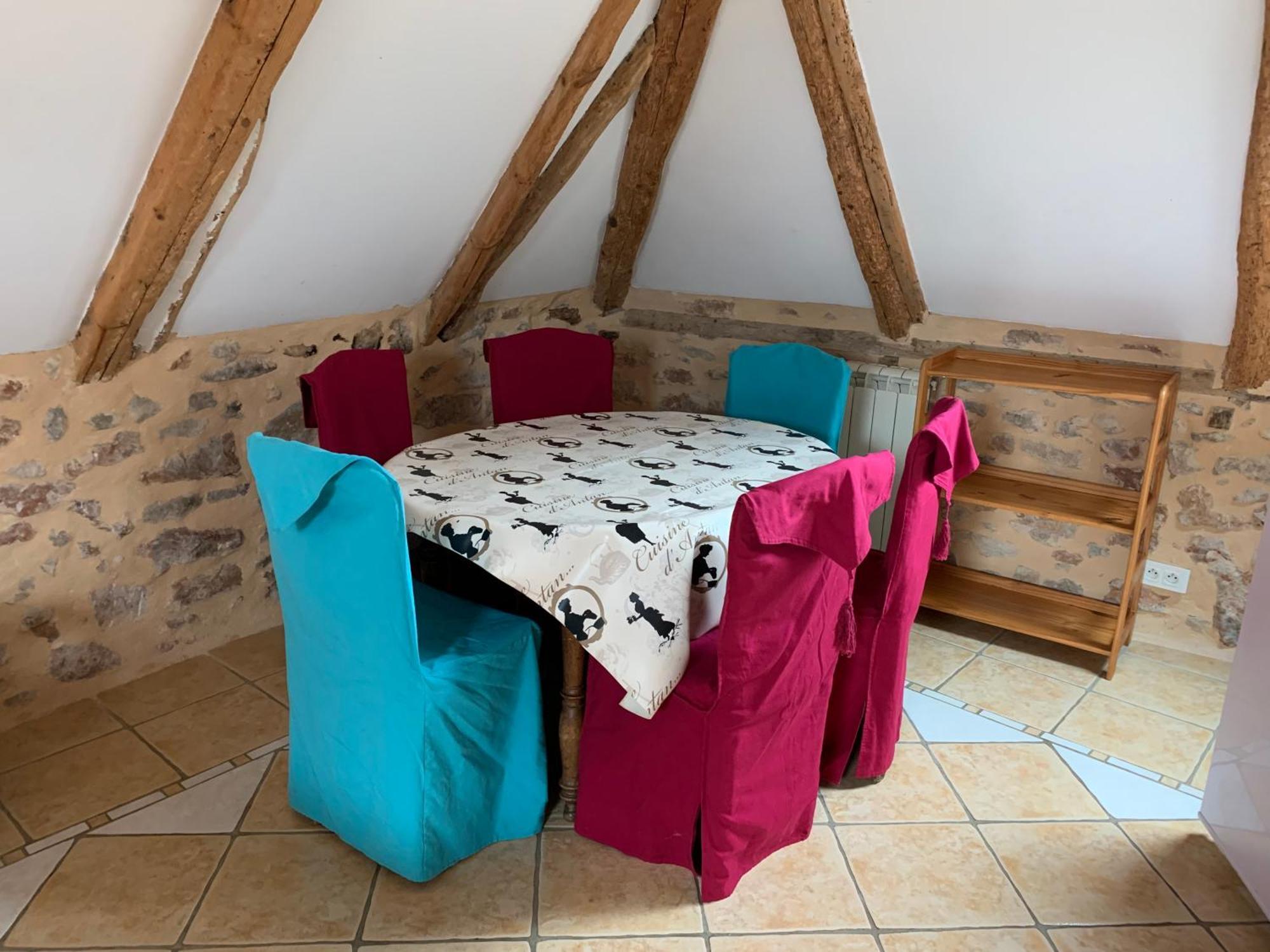 Cafe De La Place Gite & Chambres D'Hotes "Lou Pastre" Lanuejols  Екстер'єр фото